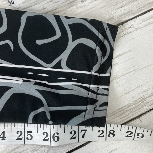 THE NIGHTMARE BEFORE CHRISTMAS leggings XL - Picture 7 of 8